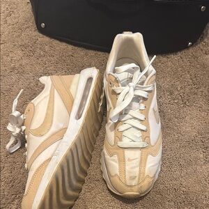 Nike WOMENS AIR MAX Sneakers in White and Tan SIZE 9.5 (can fit like a 9)